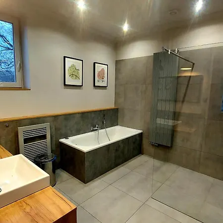 Rio Z Wanną I Parkingiem Sopot